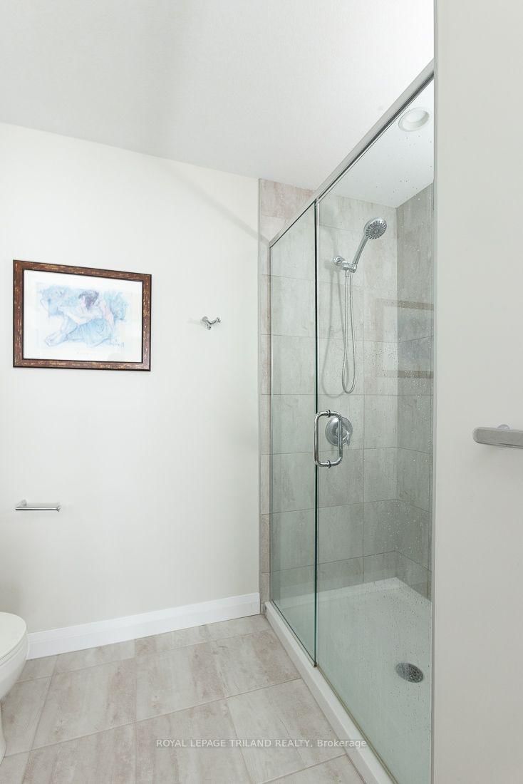 2040 Shore Road • #106 • London South, ON photo 19
