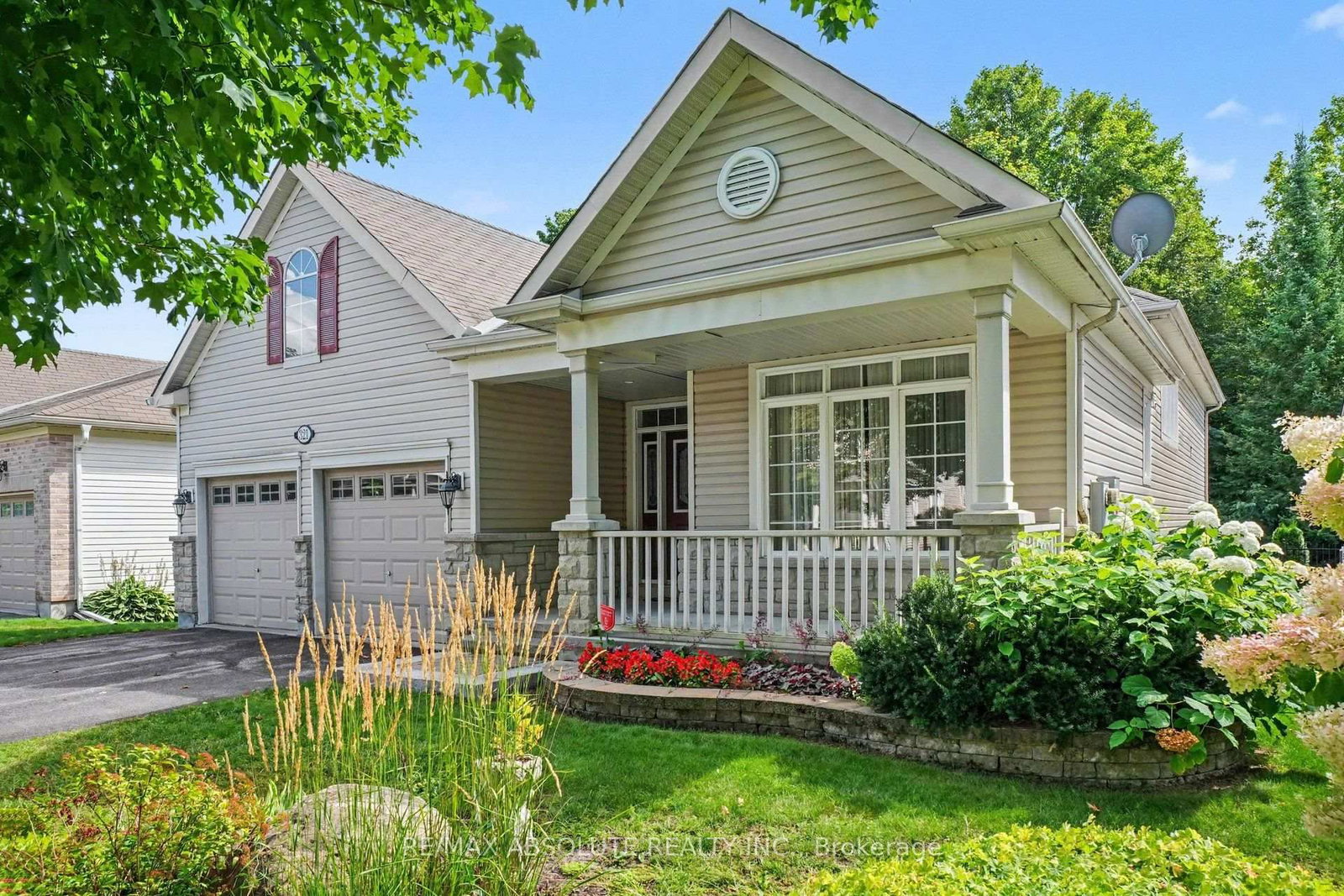 321 Eckerson Avenue • Ottawa, ON photo 3