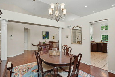 321 Eckerson Avenue • Ottawa, ON photo 8