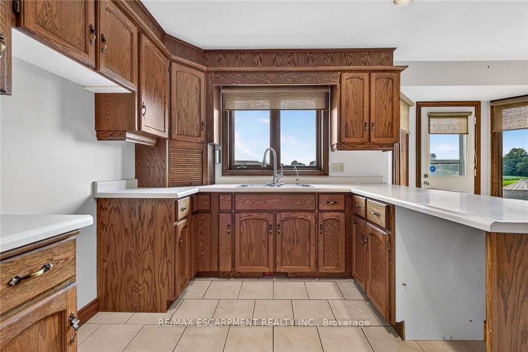 7011 Dickenson Road E • Hamilton, ON photo 15