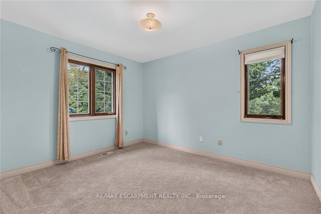 7011 Dickenson Road E • Hamilton, ON photo 24