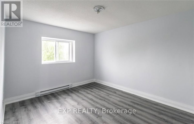 22 - 529 Elm Street