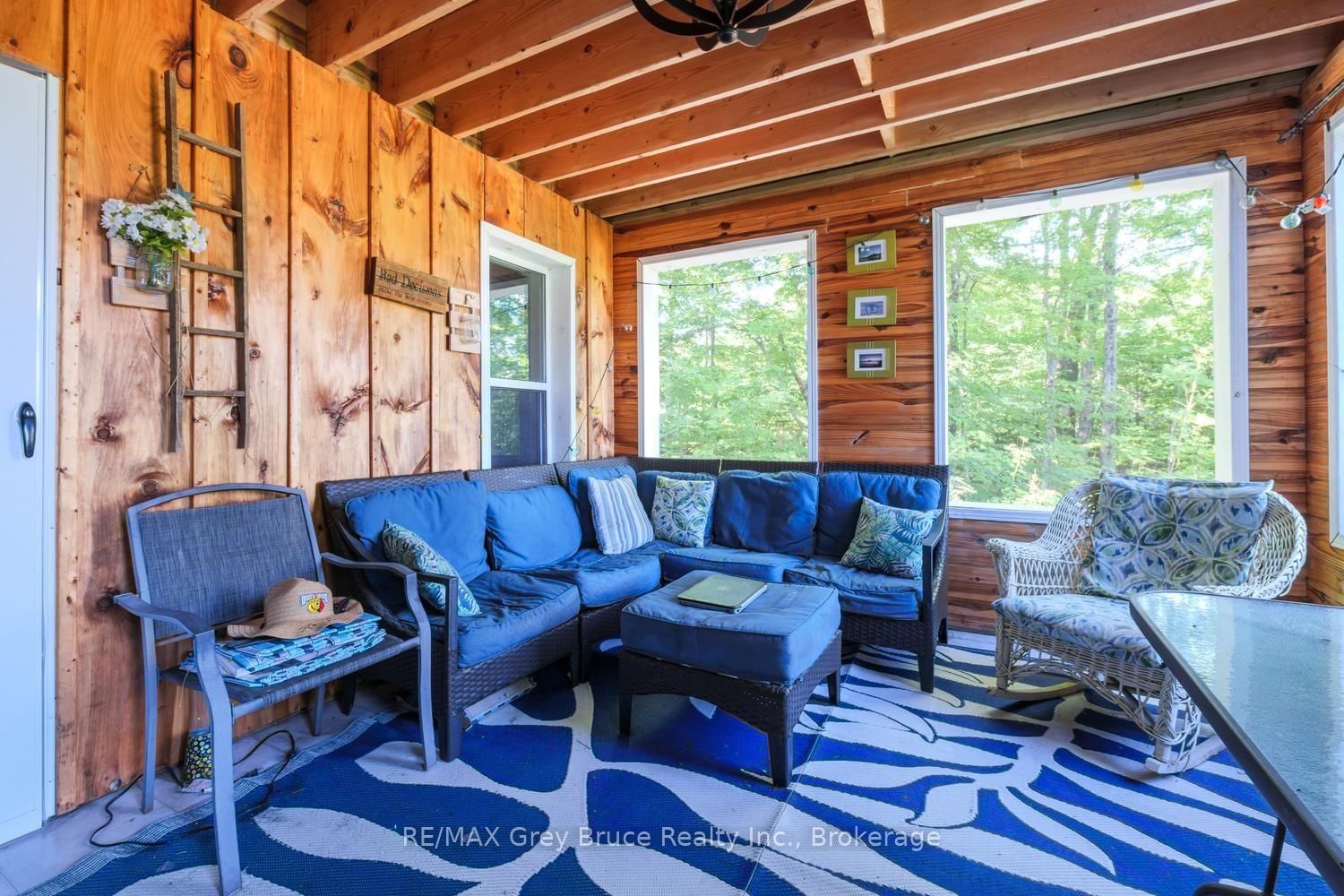 501306 Grey 1 Road • Georgian Bluffs, ON photo 16