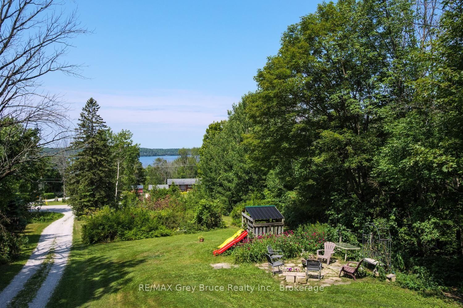501306 Grey 1 Road • Georgian Bluffs, ON photo 32