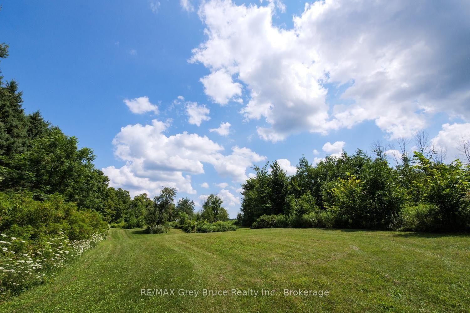 501306 Grey 1 Road • Georgian Bluffs, ON photo 36