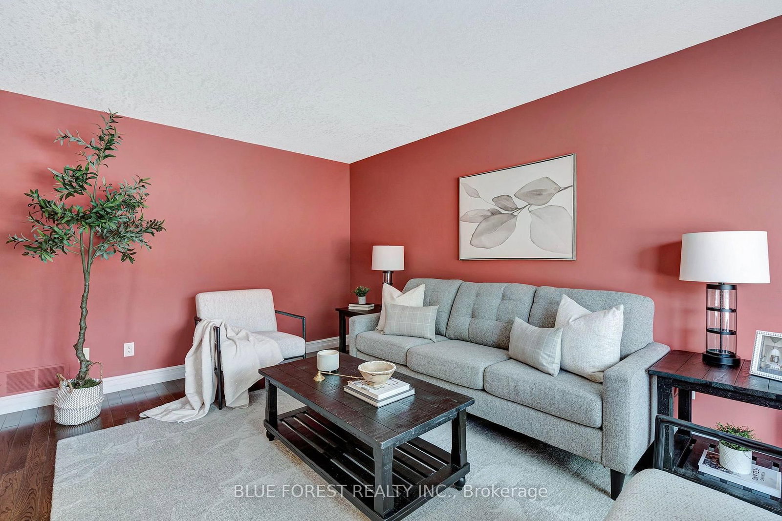 935 Country Club Place • London South, ON photo 16