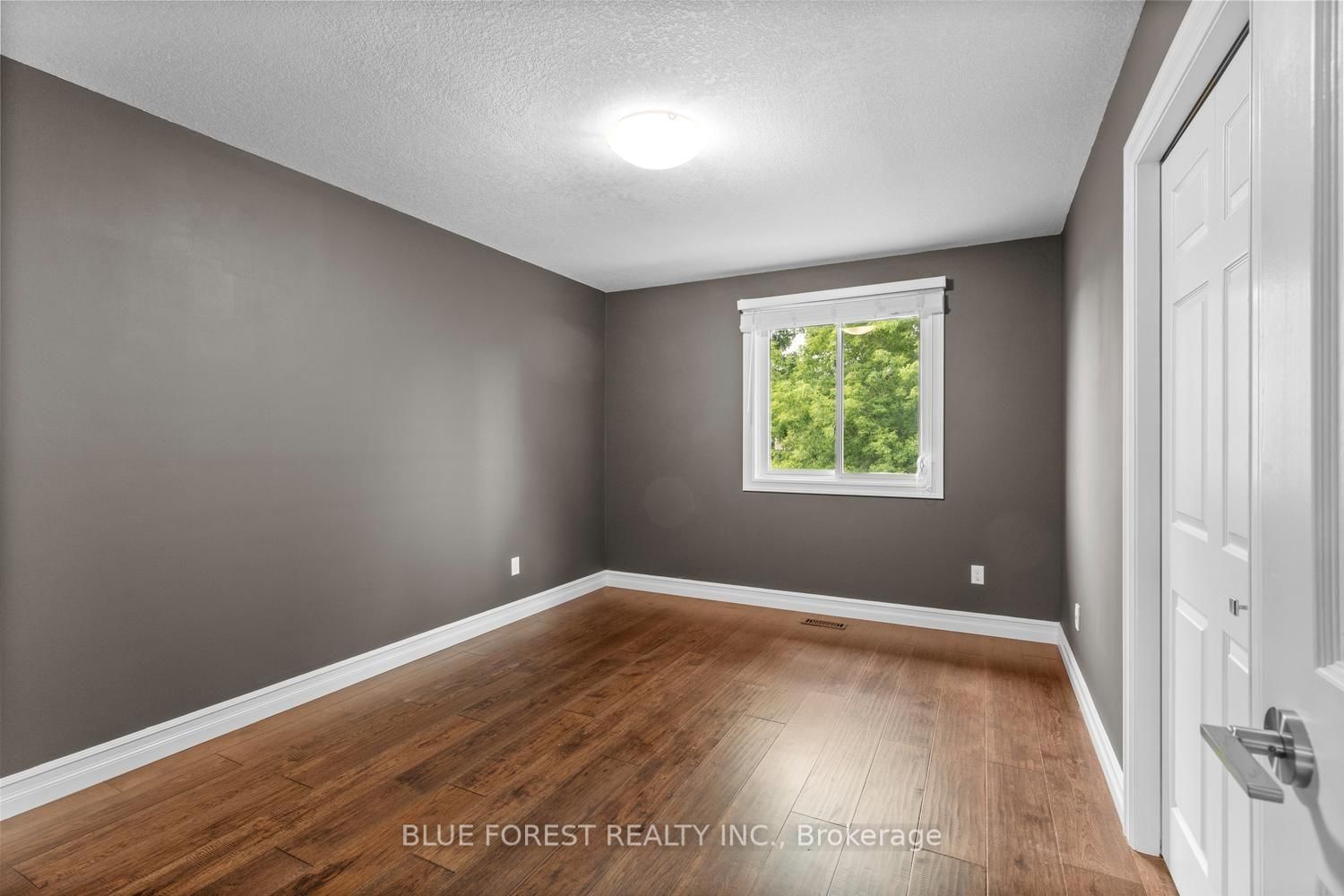 935 Country Club Place • London South, ON photo 31