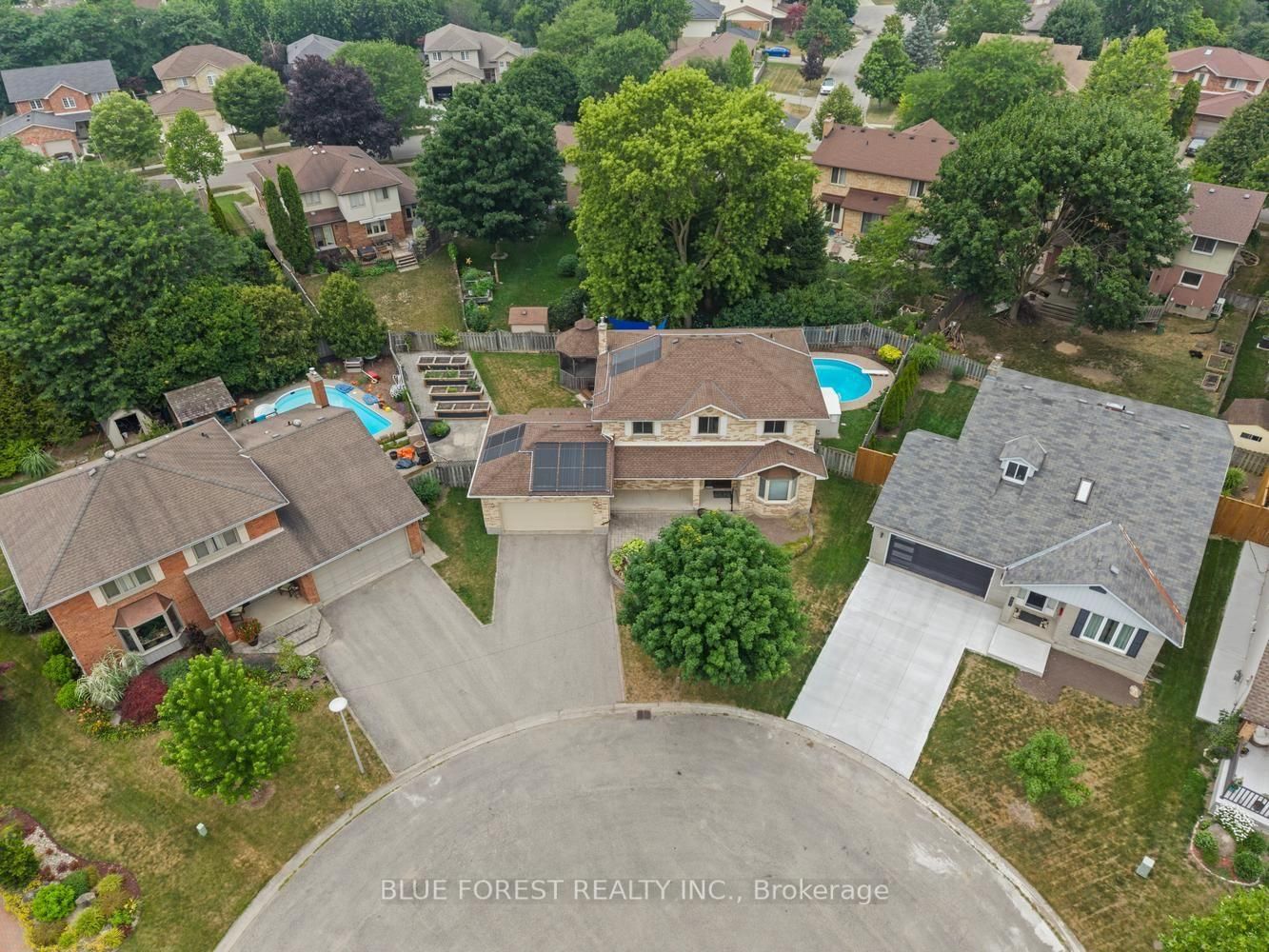 935 Country Club Place • London South, ON photo 47