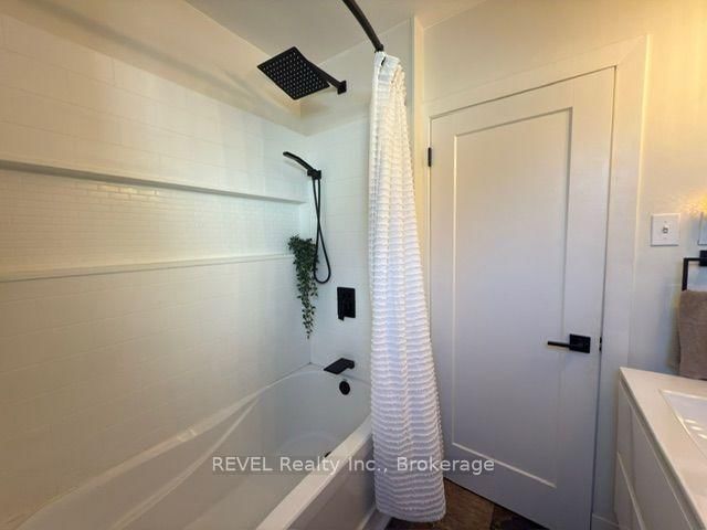 190 Carlton Street • St. Catharines, ON photo 27