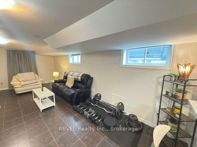 190 Carlton Street • St. Catharines, ON photo 34
