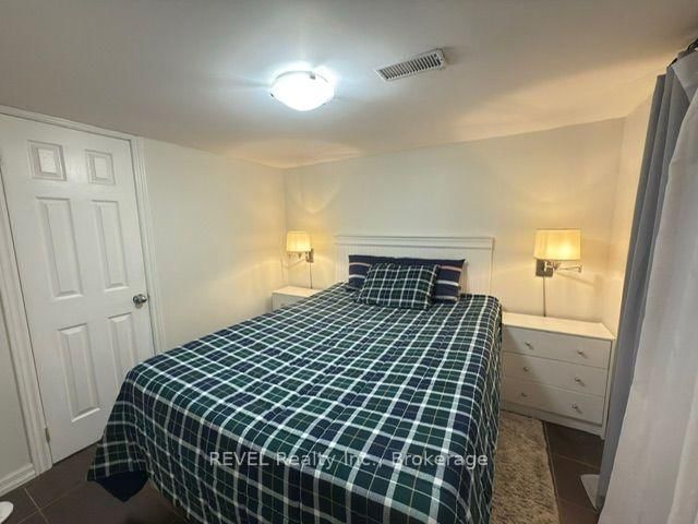 190 Carlton Street • St. Catharines, ON photo 38
