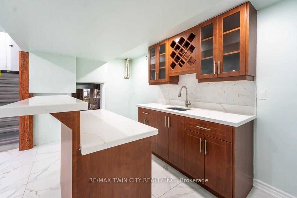 21 Halliwell Drive • Kitchener, ON photo 25