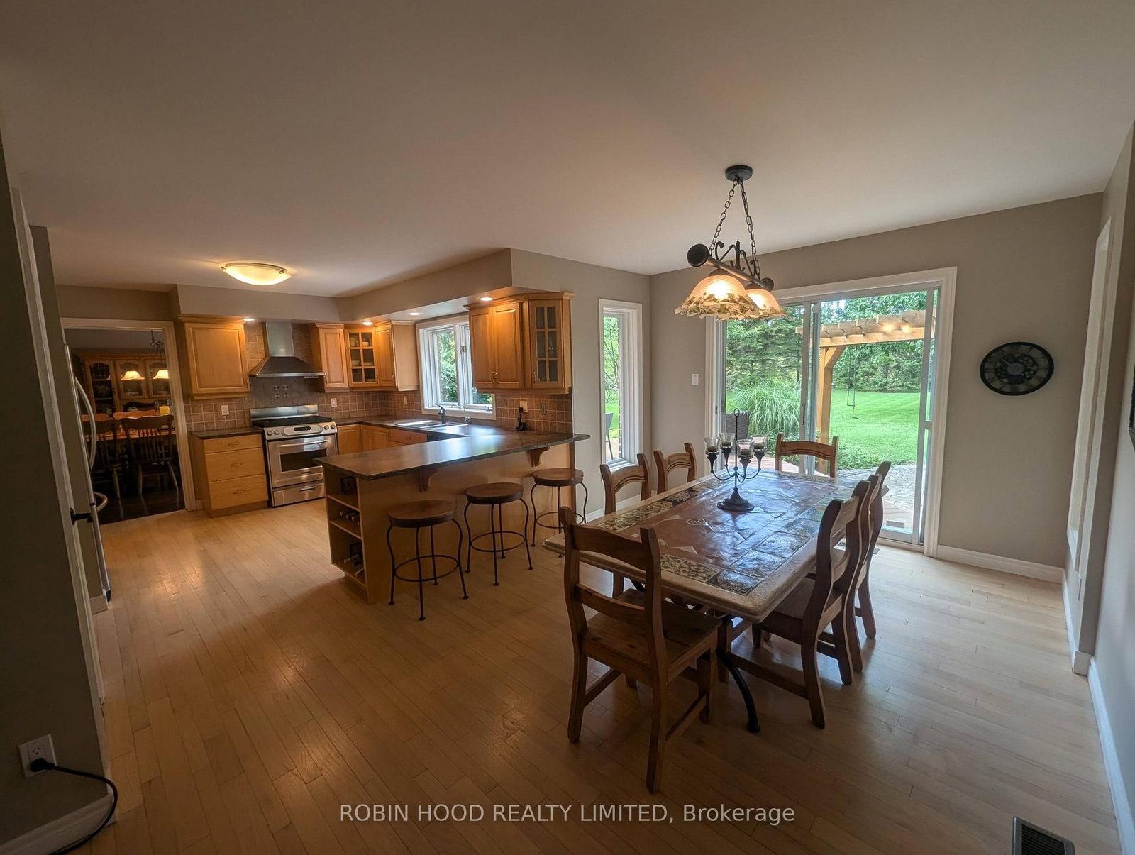 27 Hastings Park Drive • #nil • Belleville, ON photo 10