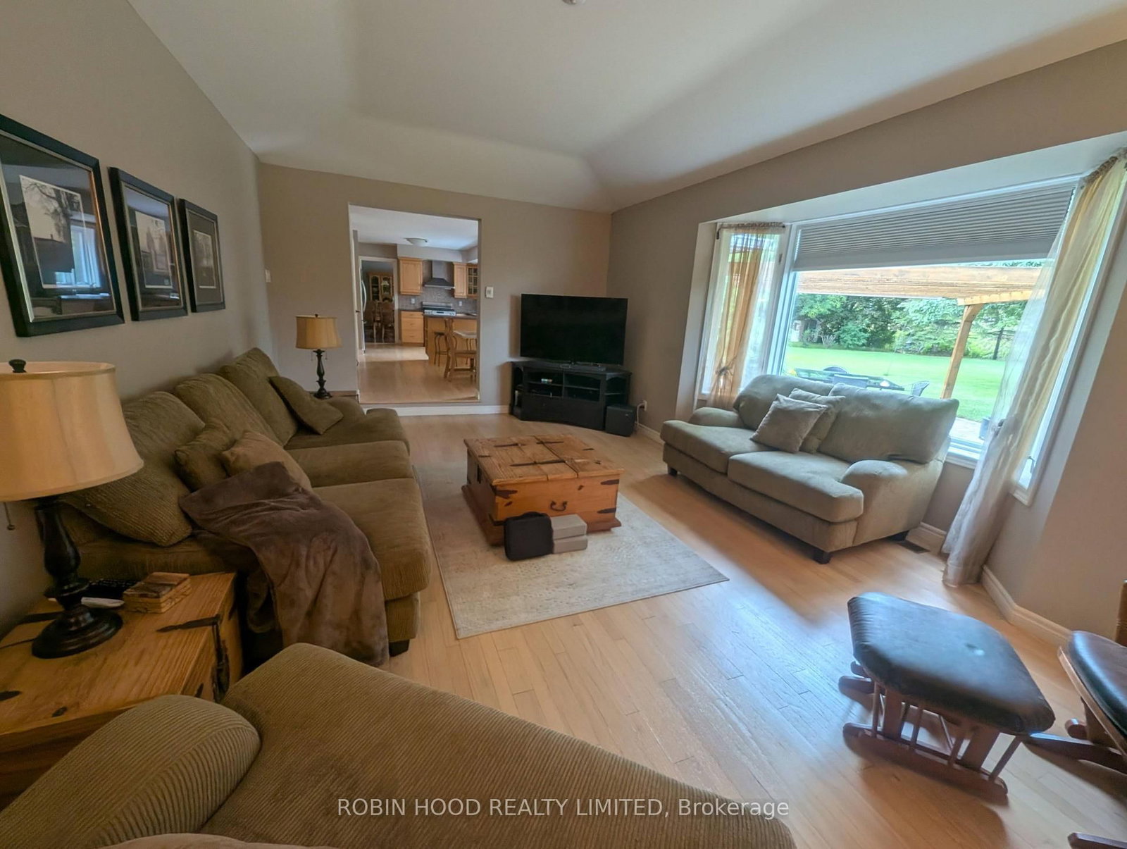 27 Hastings Park Drive • #nil • Belleville, ON photo 13