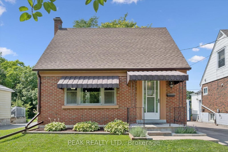114 Lorne Crescent