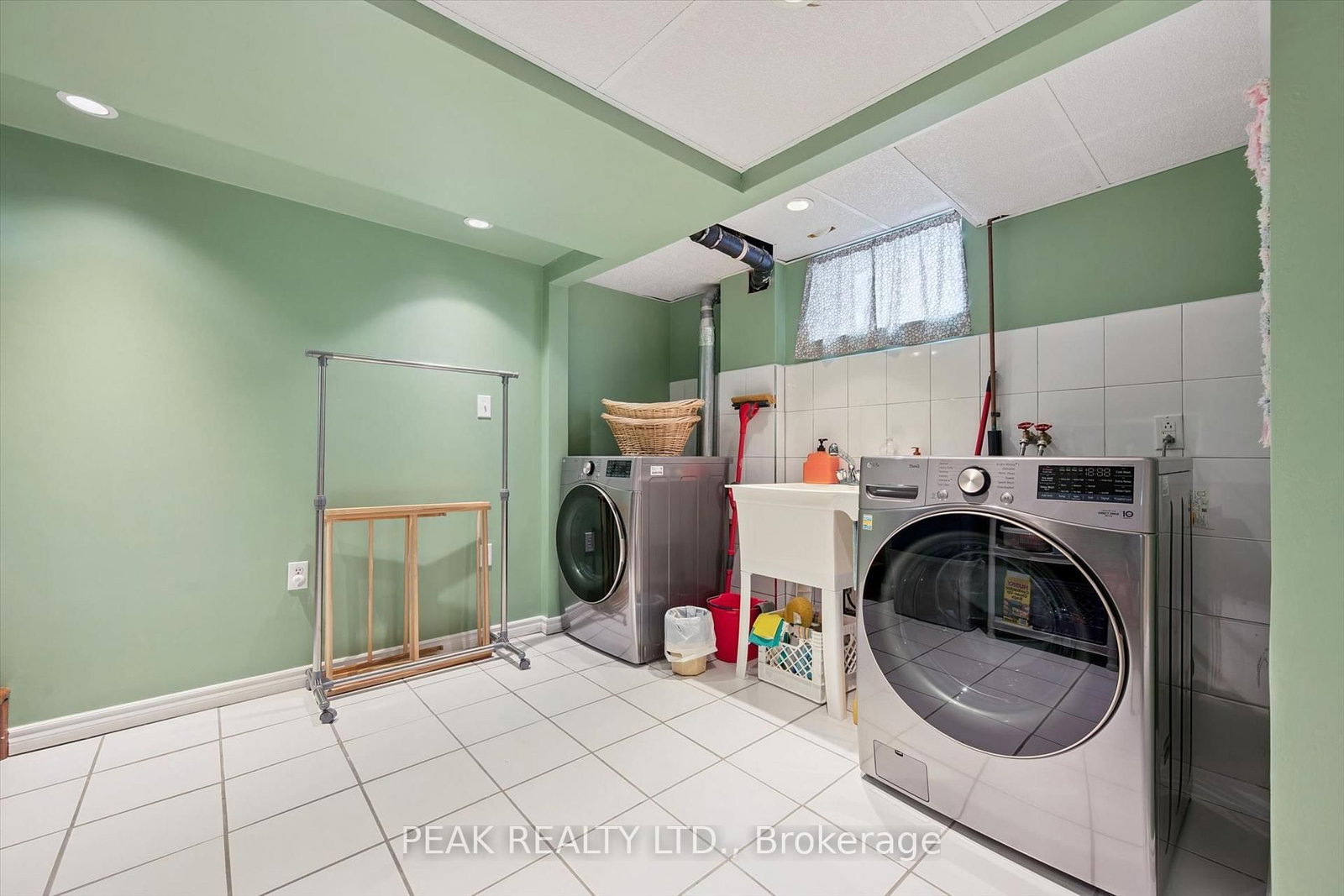 114 Lorne Crescent • Kitchener, ON photo 20