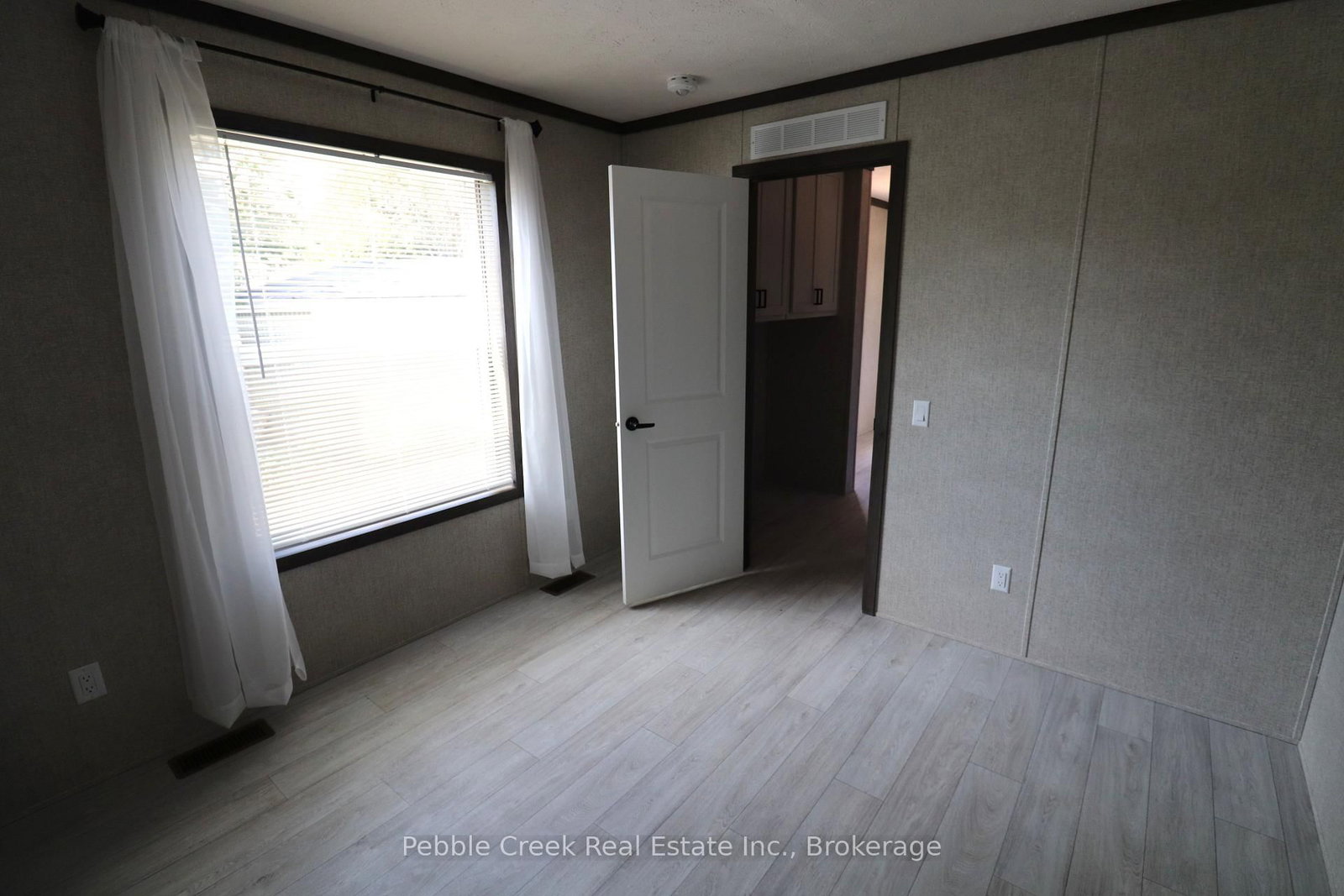 17 Sutton Drive • Ashfield-Colborne-Wawanosh, ON photo 15