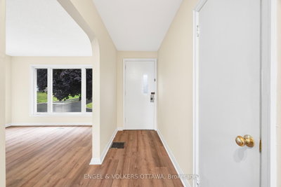 871 Notre Dame Street • Clarence-Rockland, ON photo 9