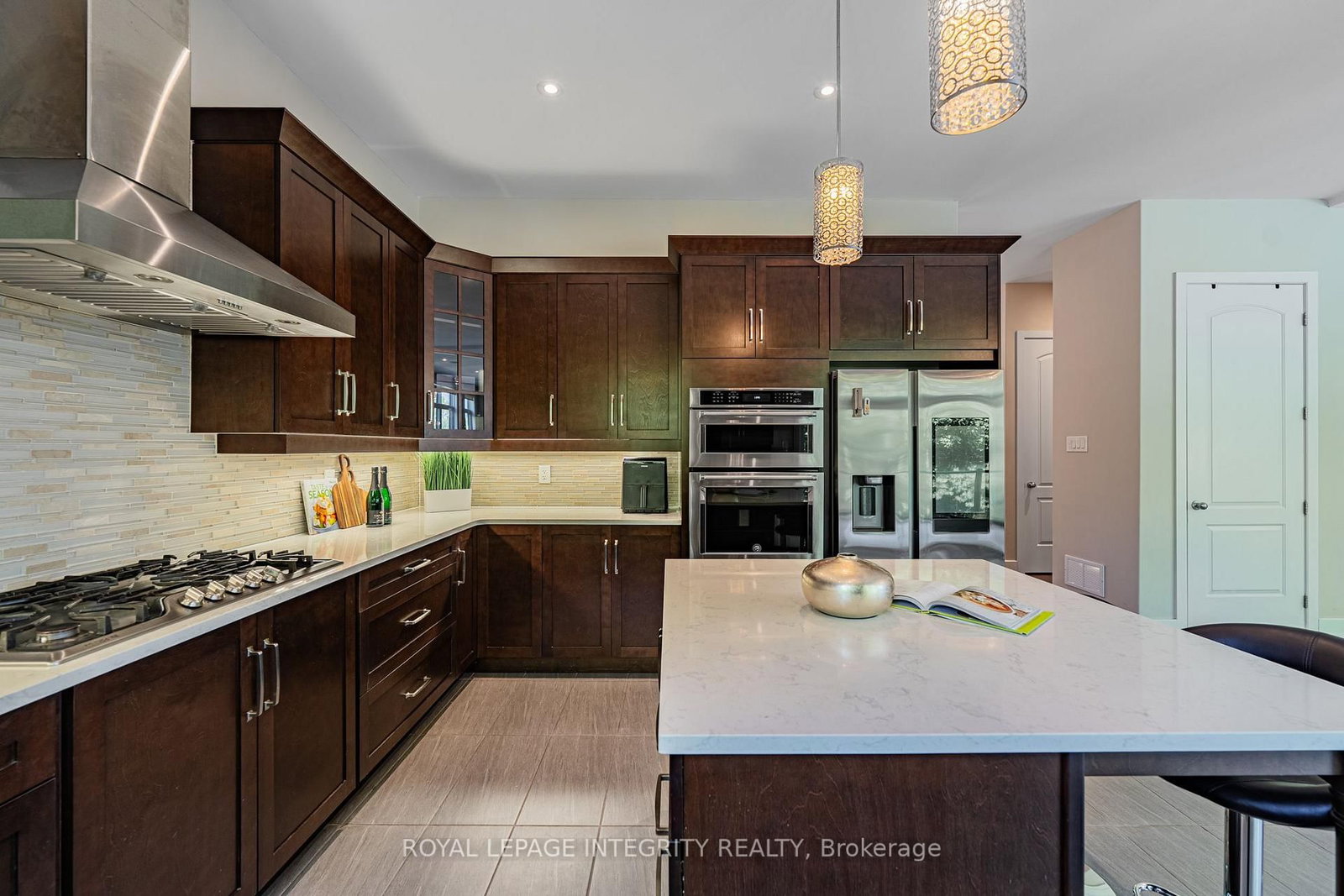 176 ESCARPMENT Crescent • Kanata, ON photo 16