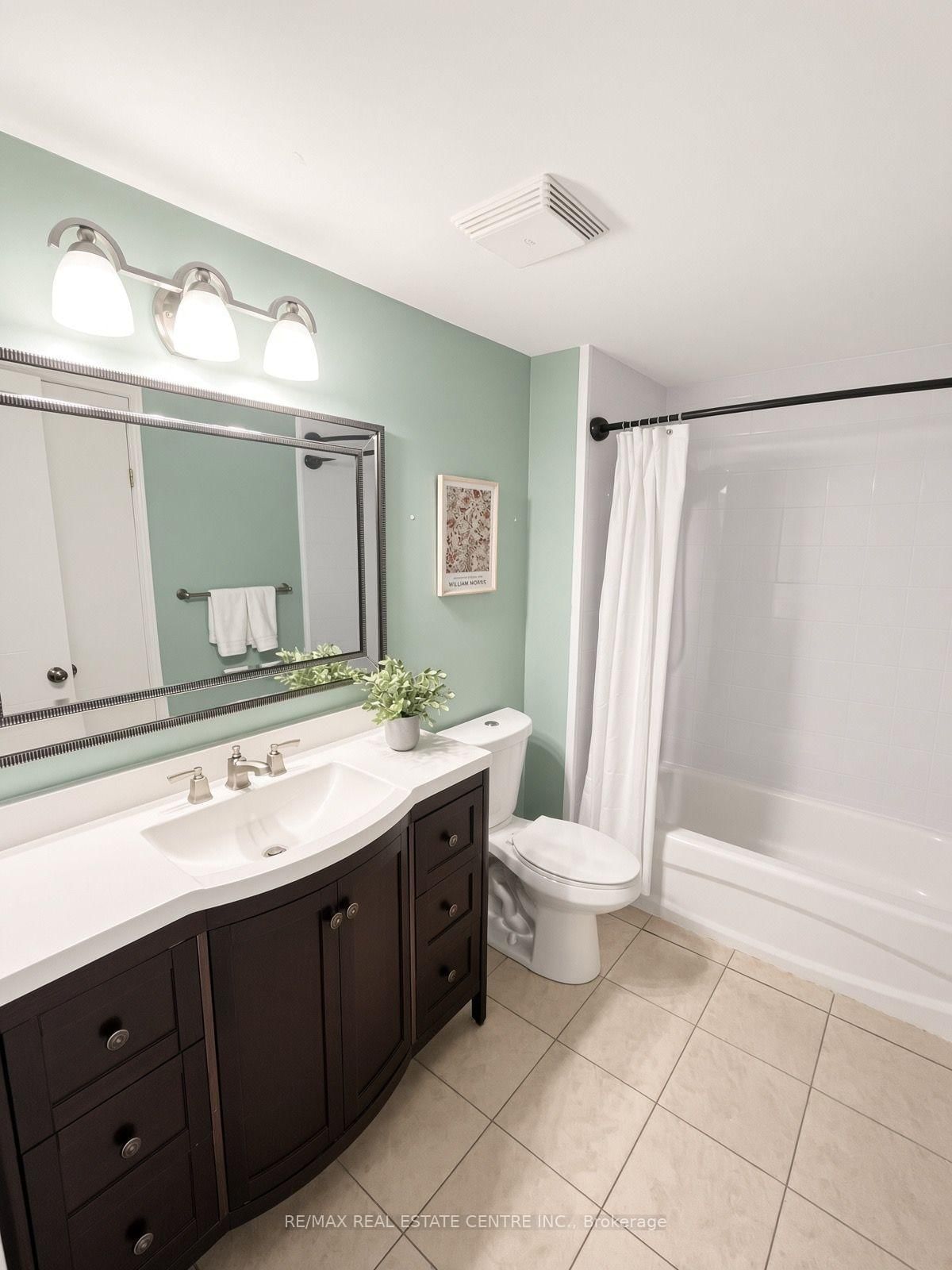 765 Angler Way • Waterloo, ON photo 15