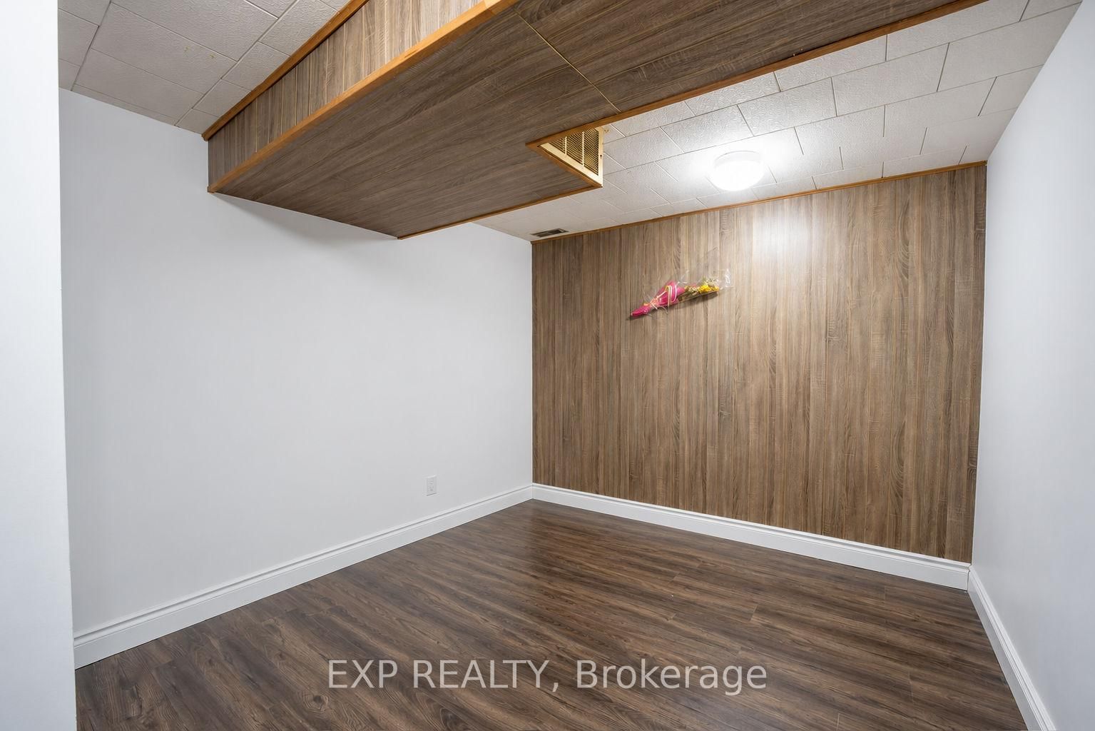 1235 Michael Street • London East, ON photo 19