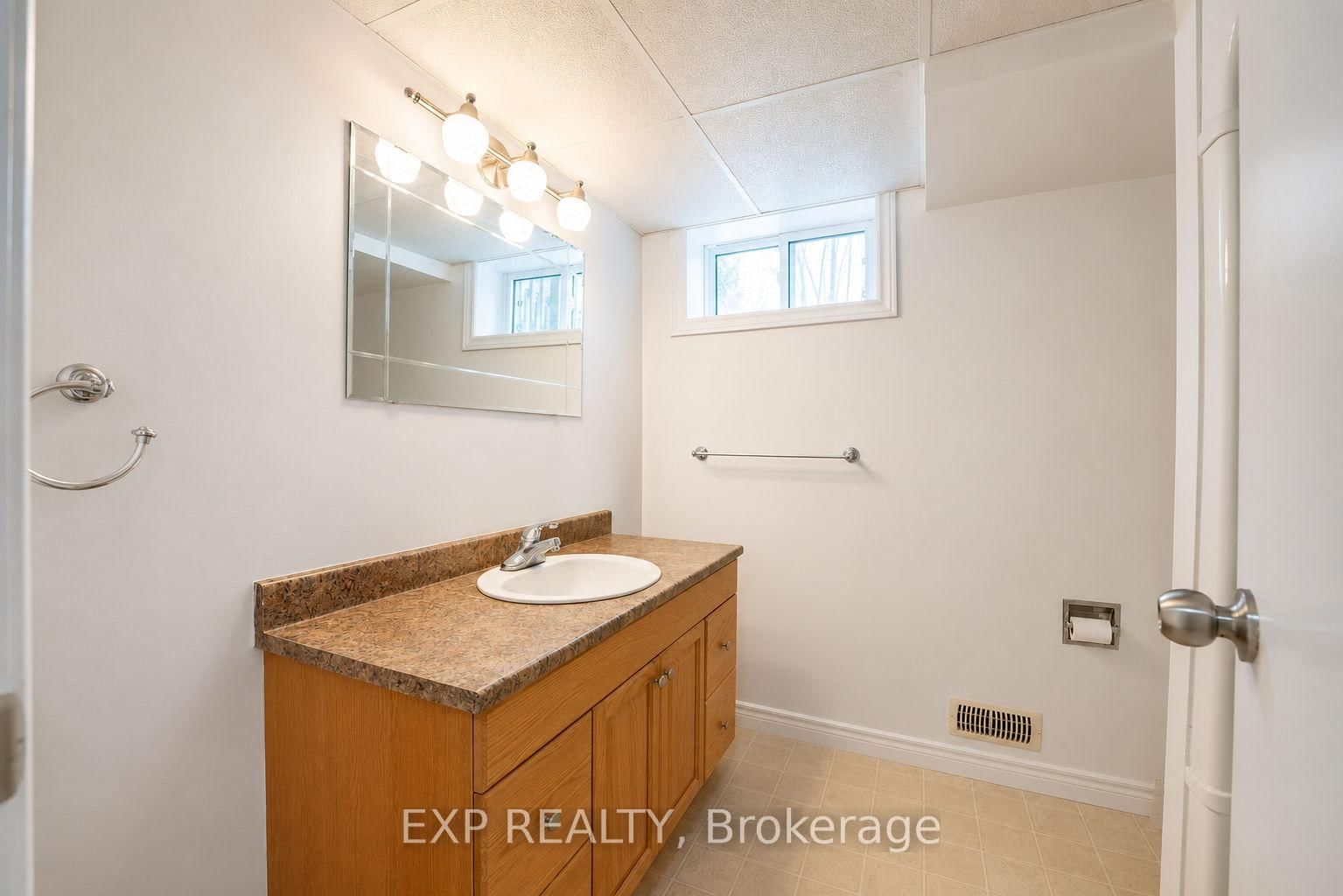 1235 Michael Street • London East, ON photo 21