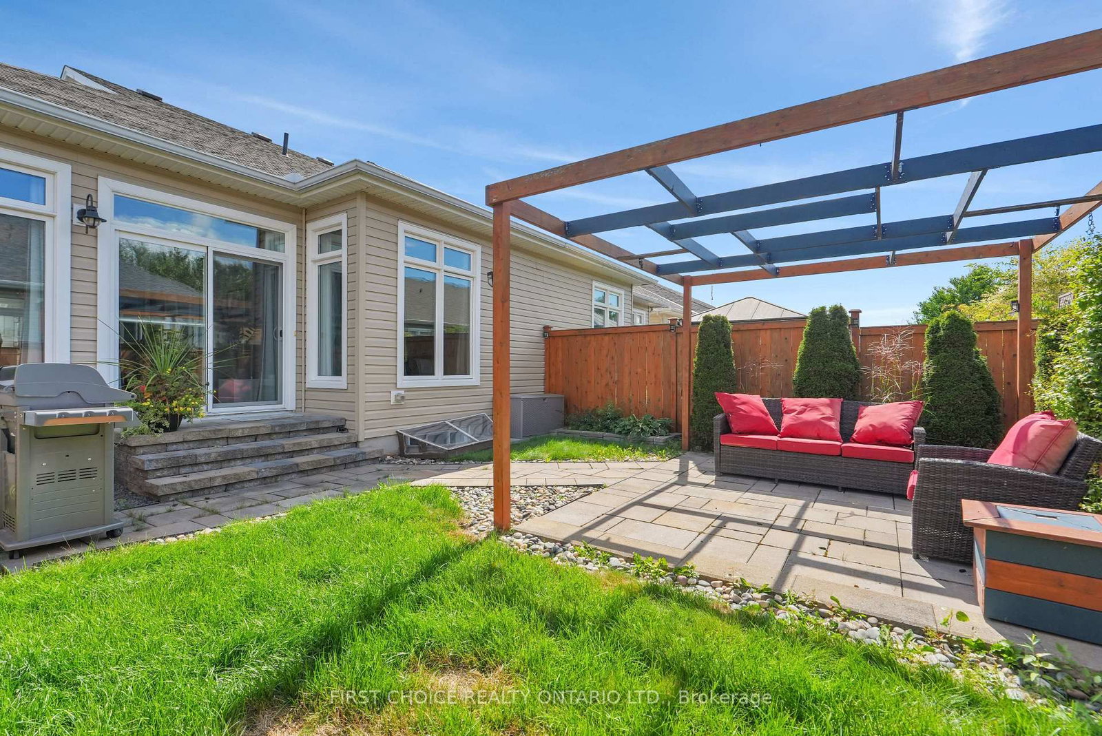 550 Silverbell Crescent • Ottawa, ON photo 39