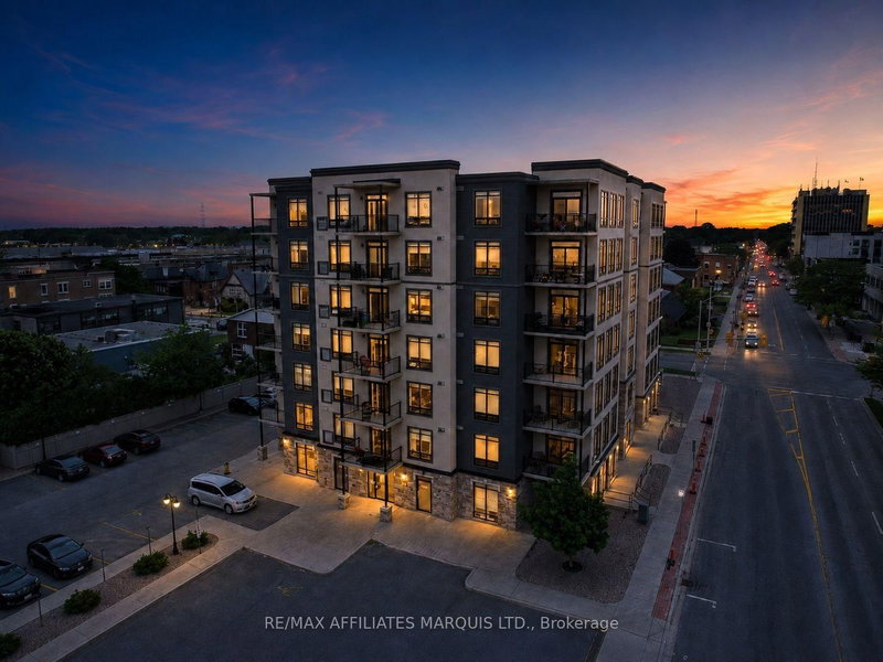 200 - 108 Second Street E