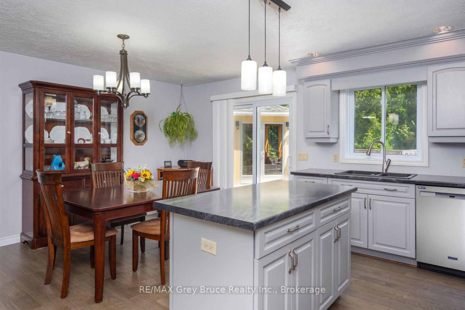 358 Huron Road • South Bruce Peninsula, ON photo 12