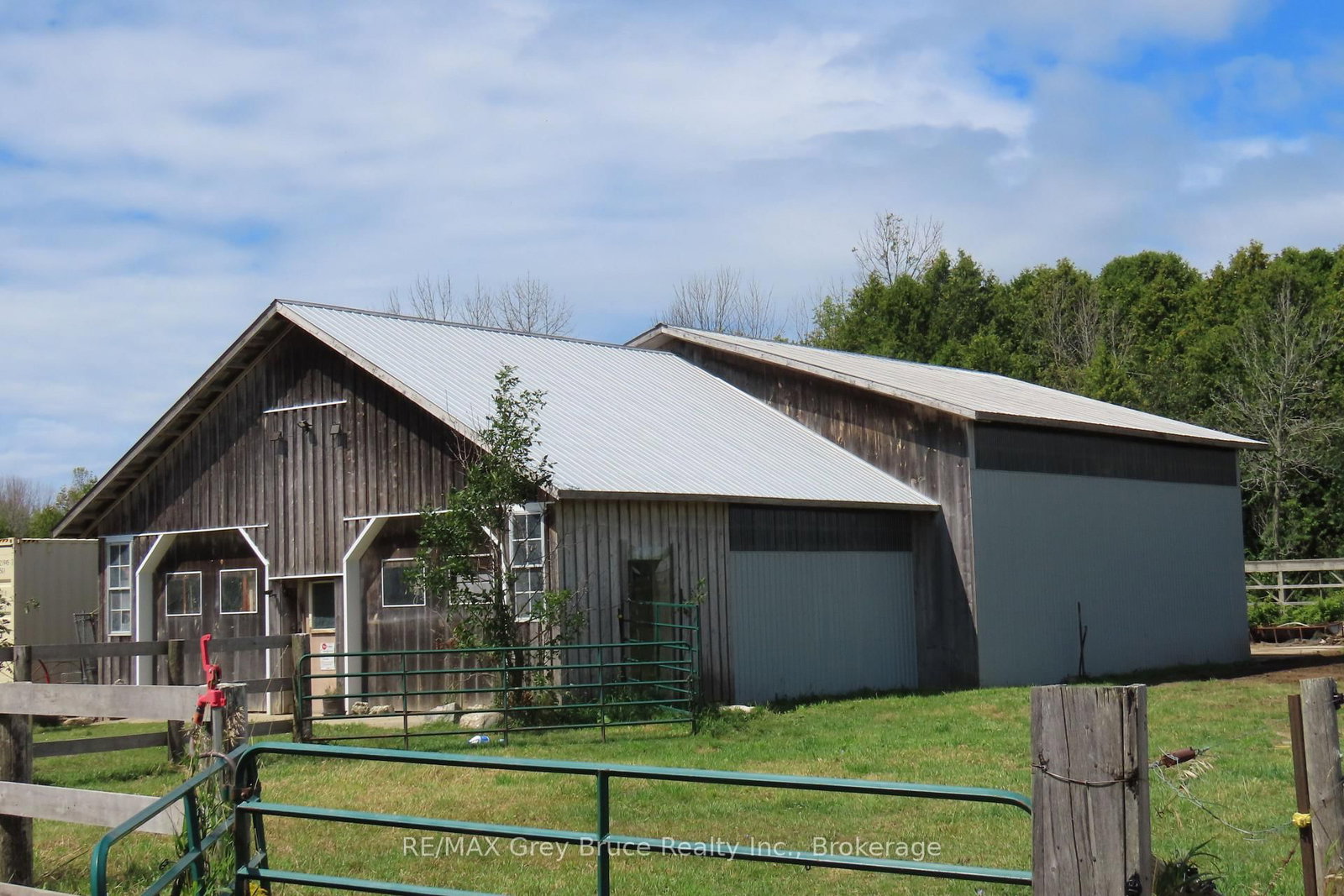649 The Bury Road • Northern Bruce Peninsula, ON photo 15