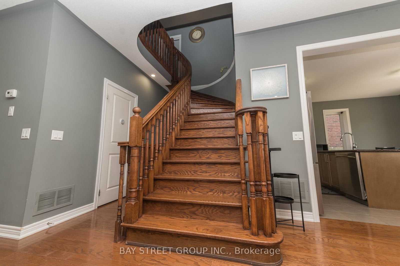 116 Winterberry Boulevard • Thorold, ON photo 10