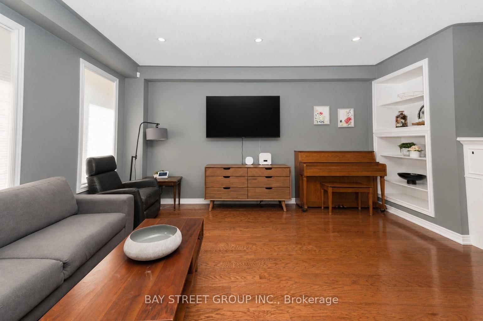 116 Winterberry Boulevard • Thorold, ON photo 8