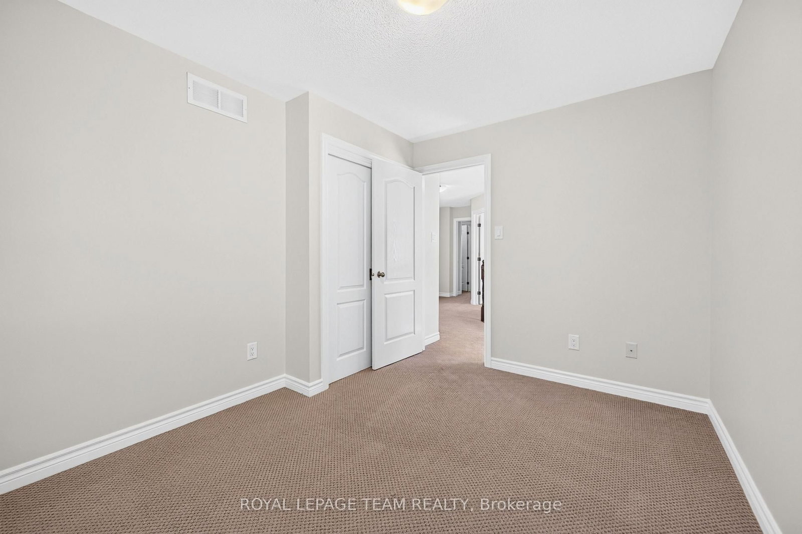 686 White Alder Avenue • Ottawa, ON photo 19