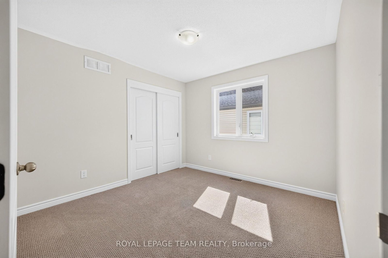 686 White Alder Avenue • Ottawa, ON photo 24