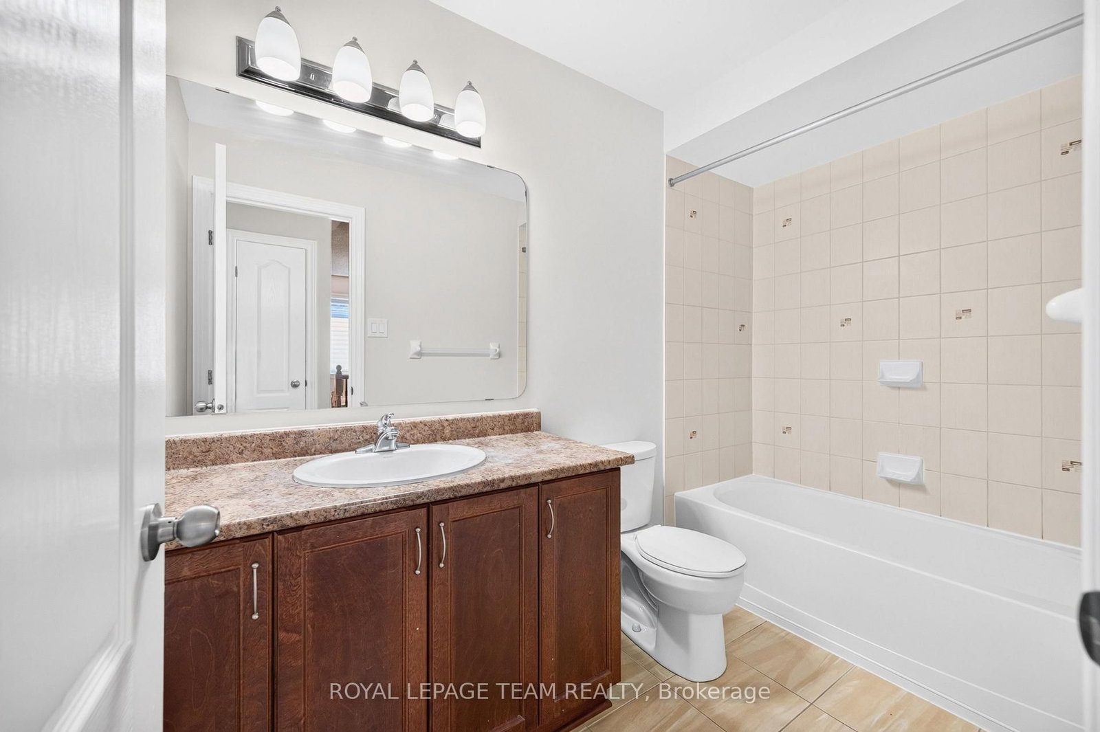 686 White Alder Avenue • Ottawa, ON photo 27