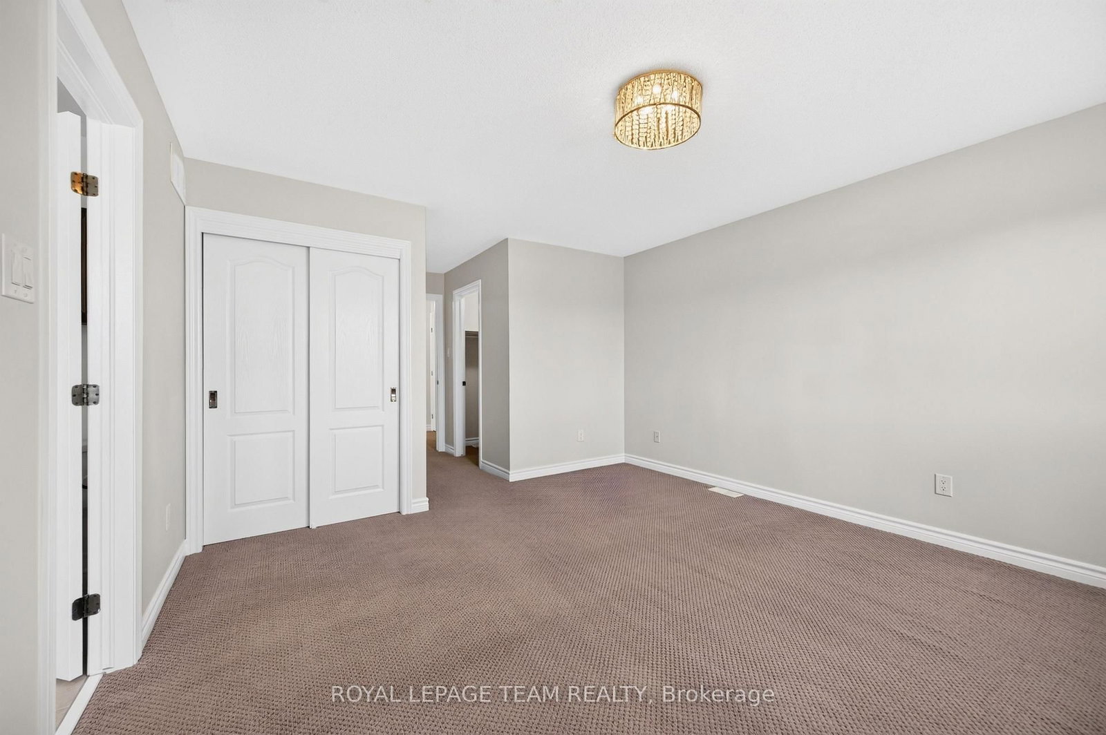 686 White Alder Avenue • Ottawa, ON photo 31