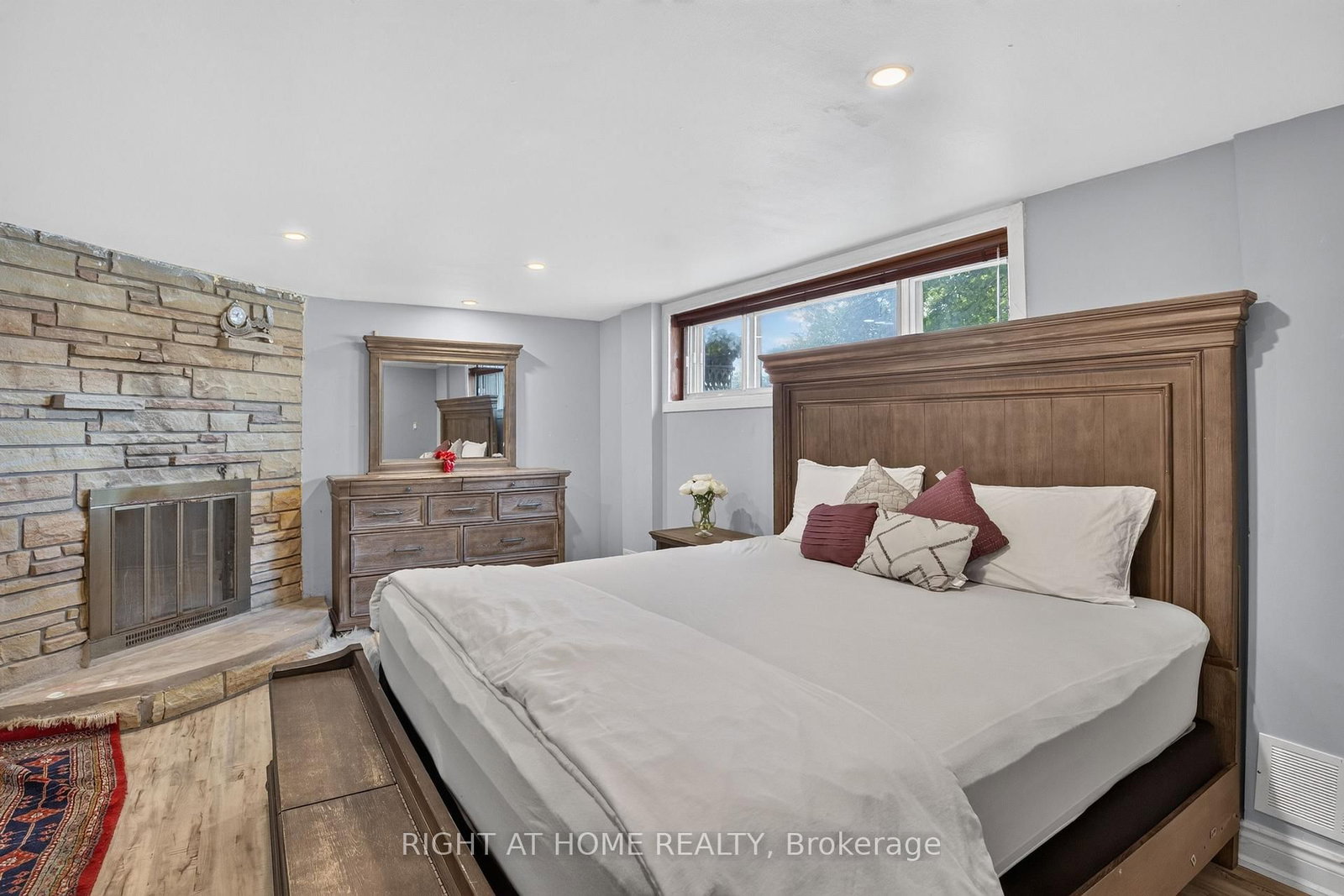 1385 Chartrand Avenue • Orleans, ON photo 31