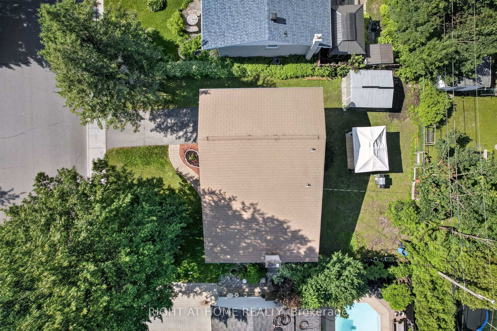 1385 Chartrand Avenue • Orleans, ON photo 38