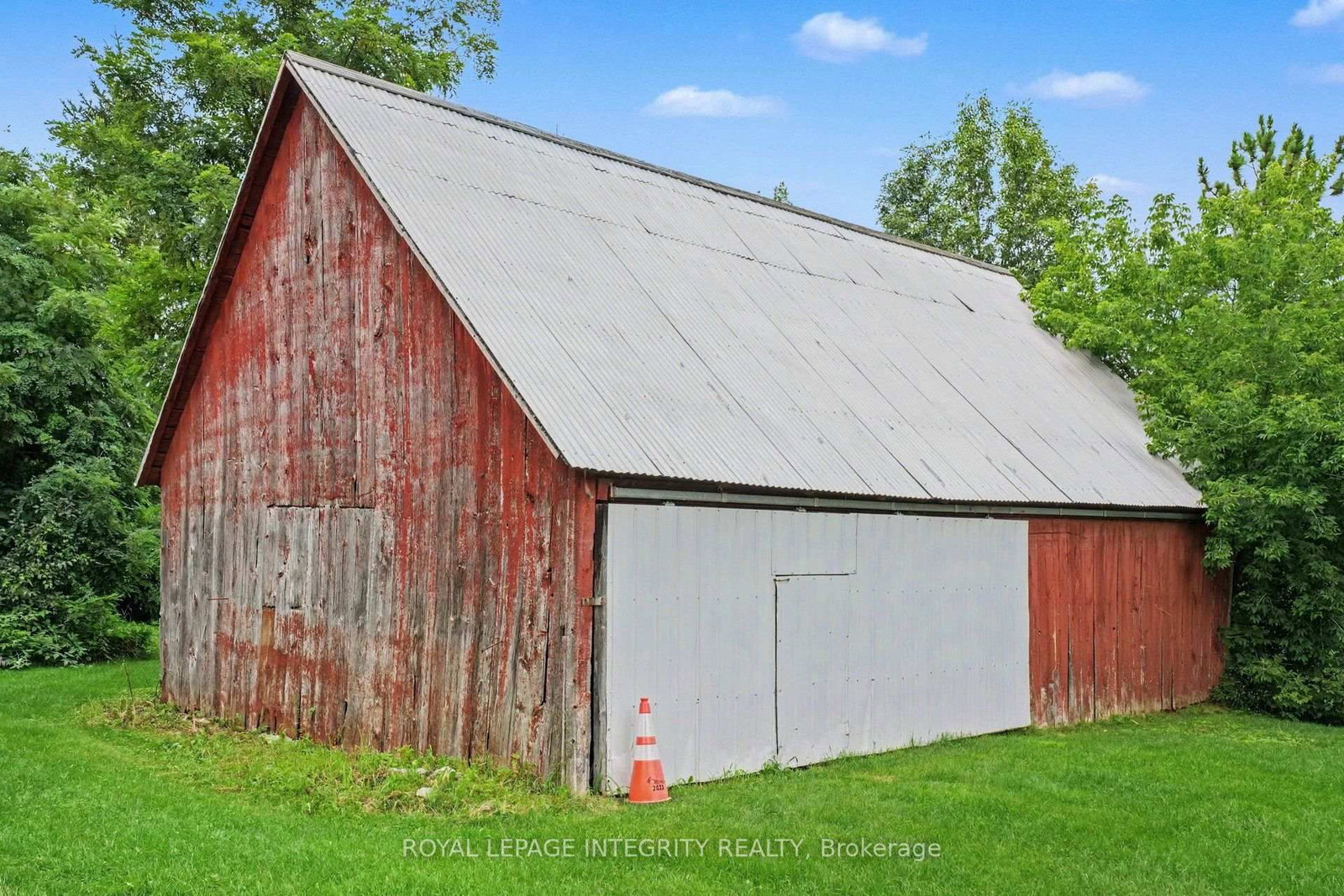 6417 Bowrin Road • Richmond, ON photo 13