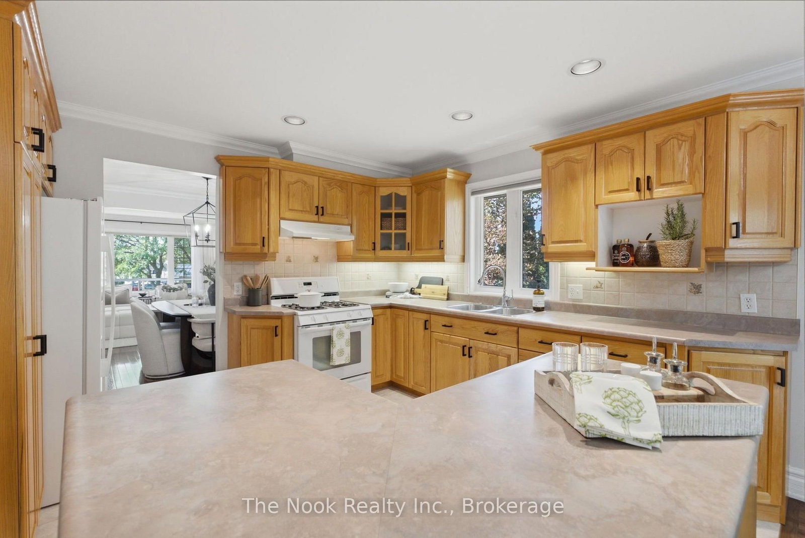 53 Eakins Court • Kawartha Lakes, ON photo 12