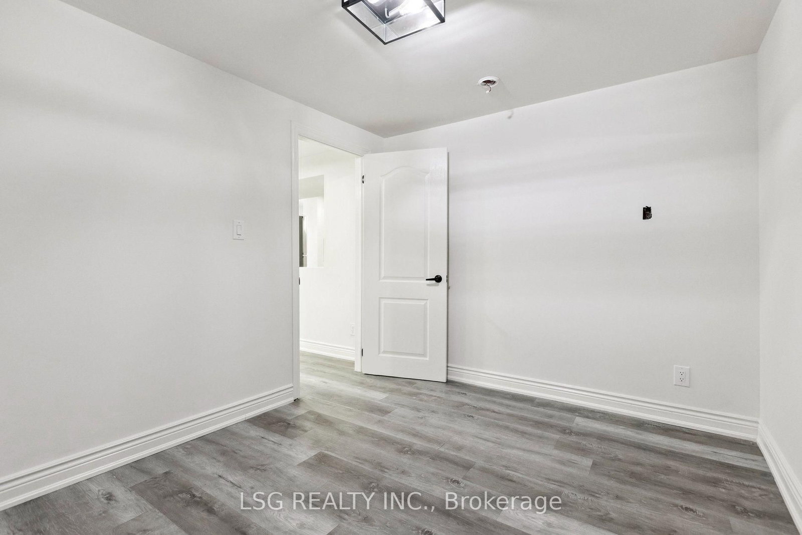 Basement-335 Belmont Ave, Kitchener, view 12