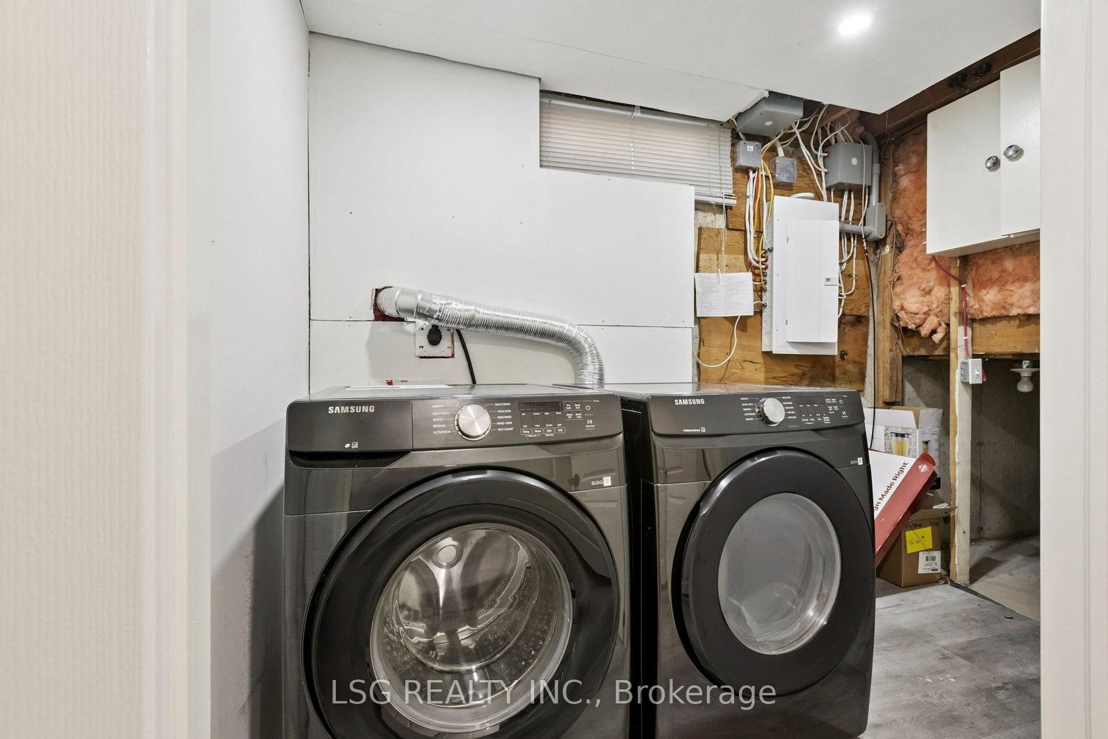 Basement-335 Belmont Ave, Kitchener, view 19