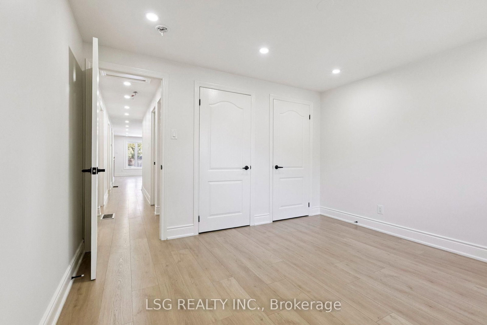 Main-335 Belmont Ave West Ave, Kitchener, view 19