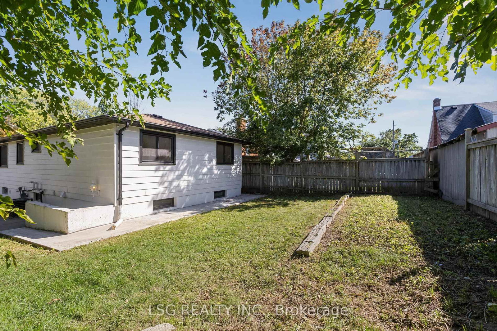 Main-335 Belmont Ave West Ave, Kitchener, view 35