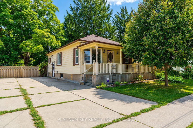 90 Andrew Street