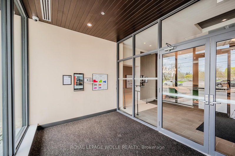 304 - 741 King Street W