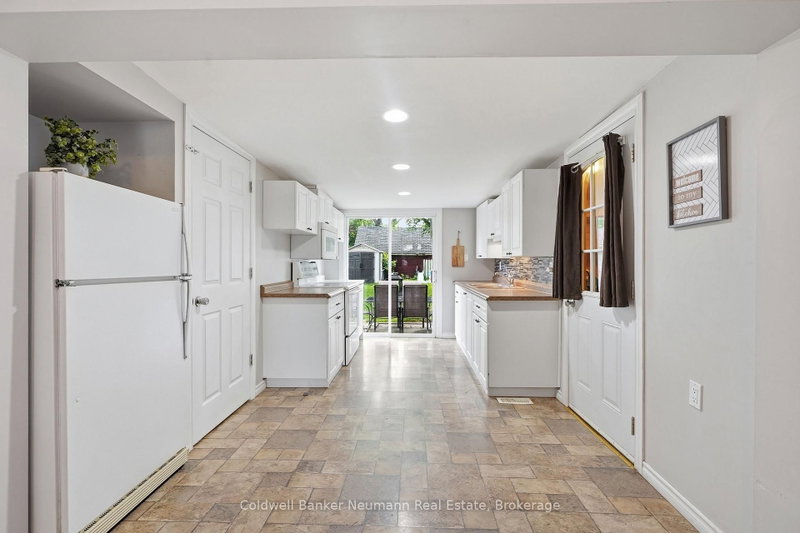 442 Burdick Place