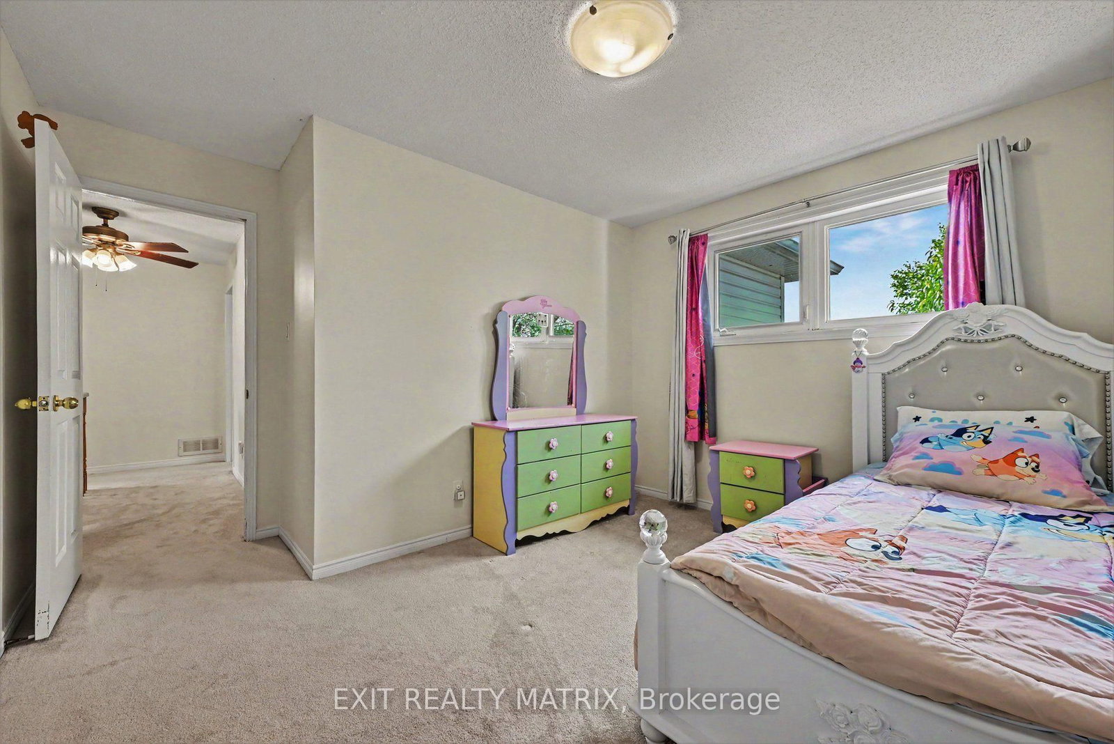 627 Chenier Way • Ottawa, ON photo 24