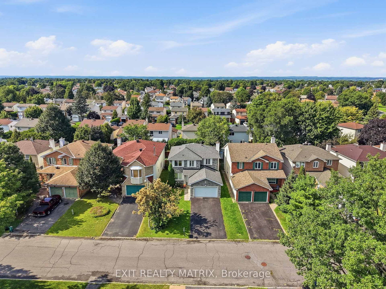 627 Chenier Way • Ottawa, ON photo 31