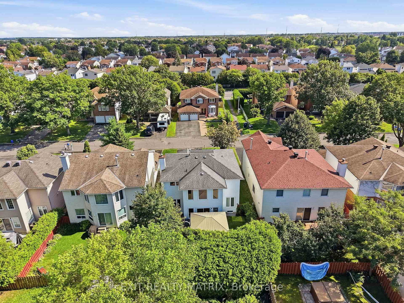 627 Chenier Way • Ottawa, ON photo 33